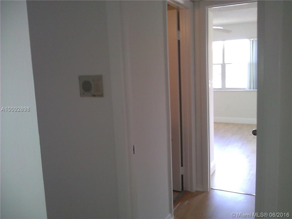 Le Club At Old Cutler Con - Residential Lease