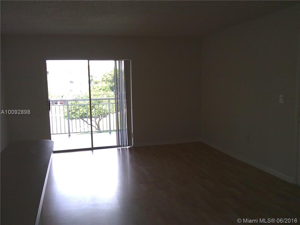 Le Club At Old Cutler Con - Residential Lease