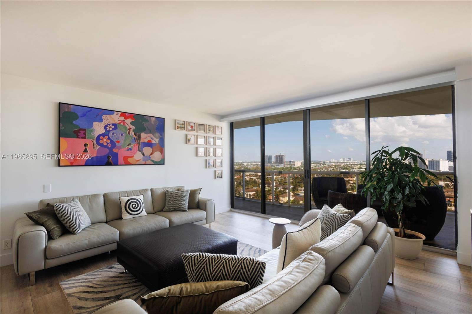 HARBORSIDE AT THE WATERWA - Residential