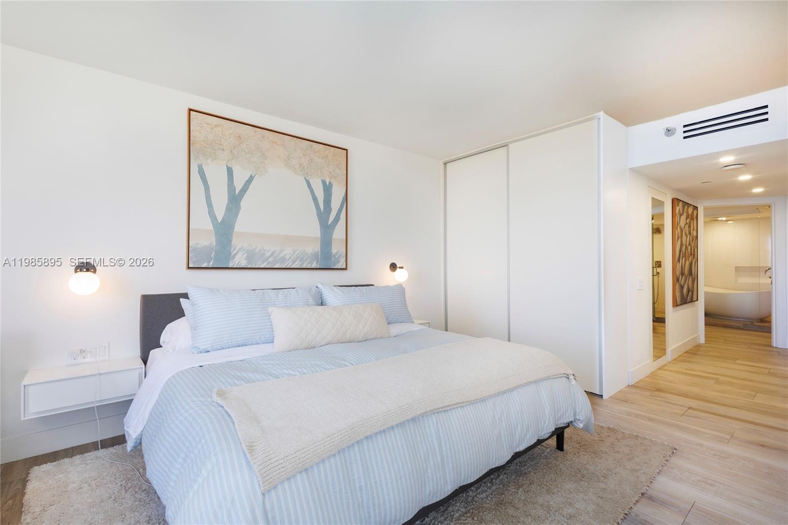 HARBORSIDE AT THE WATERWA - Residential