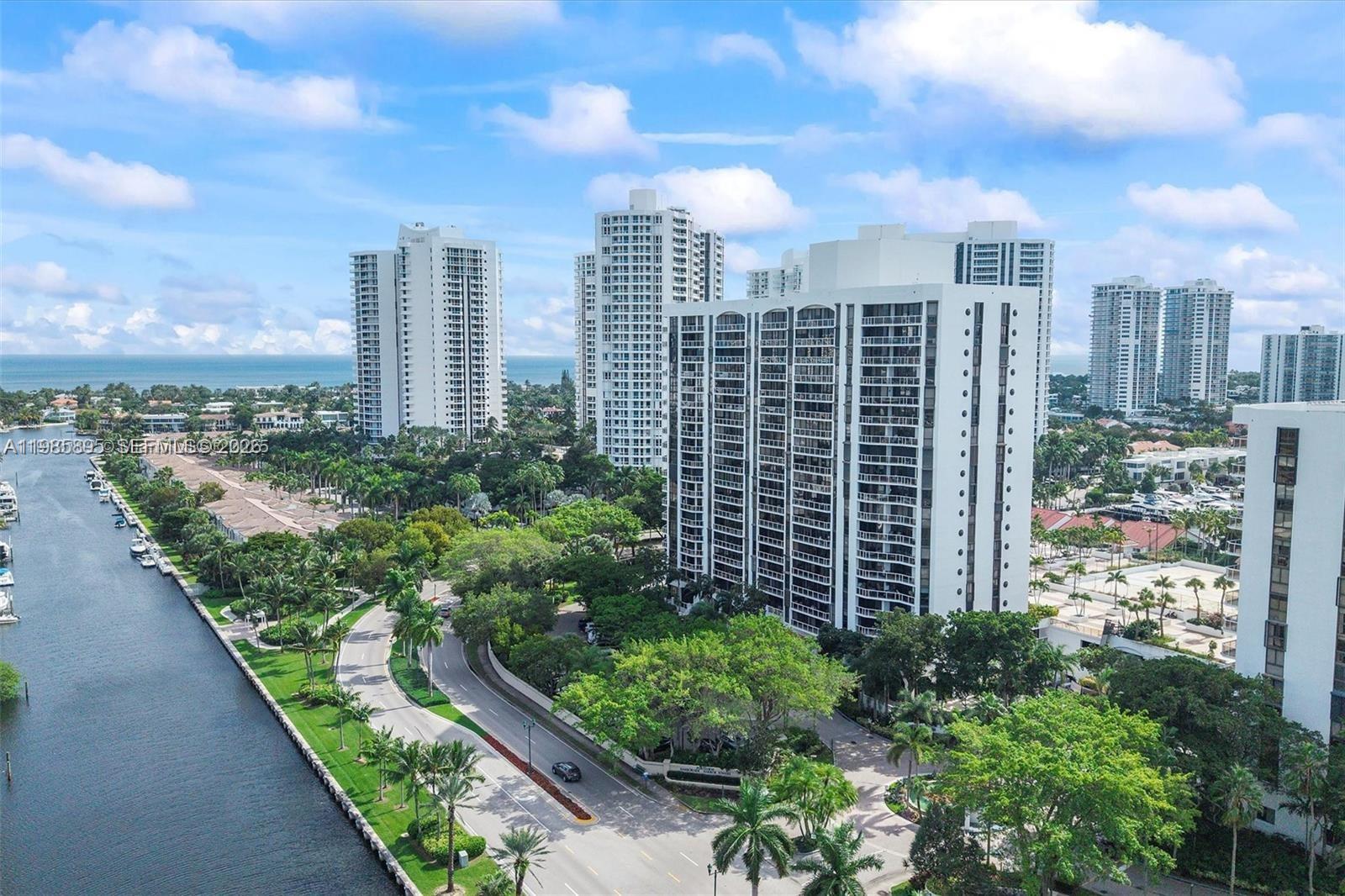 HARBORSIDE AT THE WATERWA - Residential