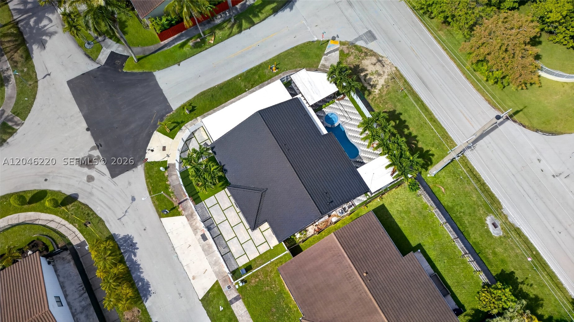 MAJESTIC HOMES - Residential