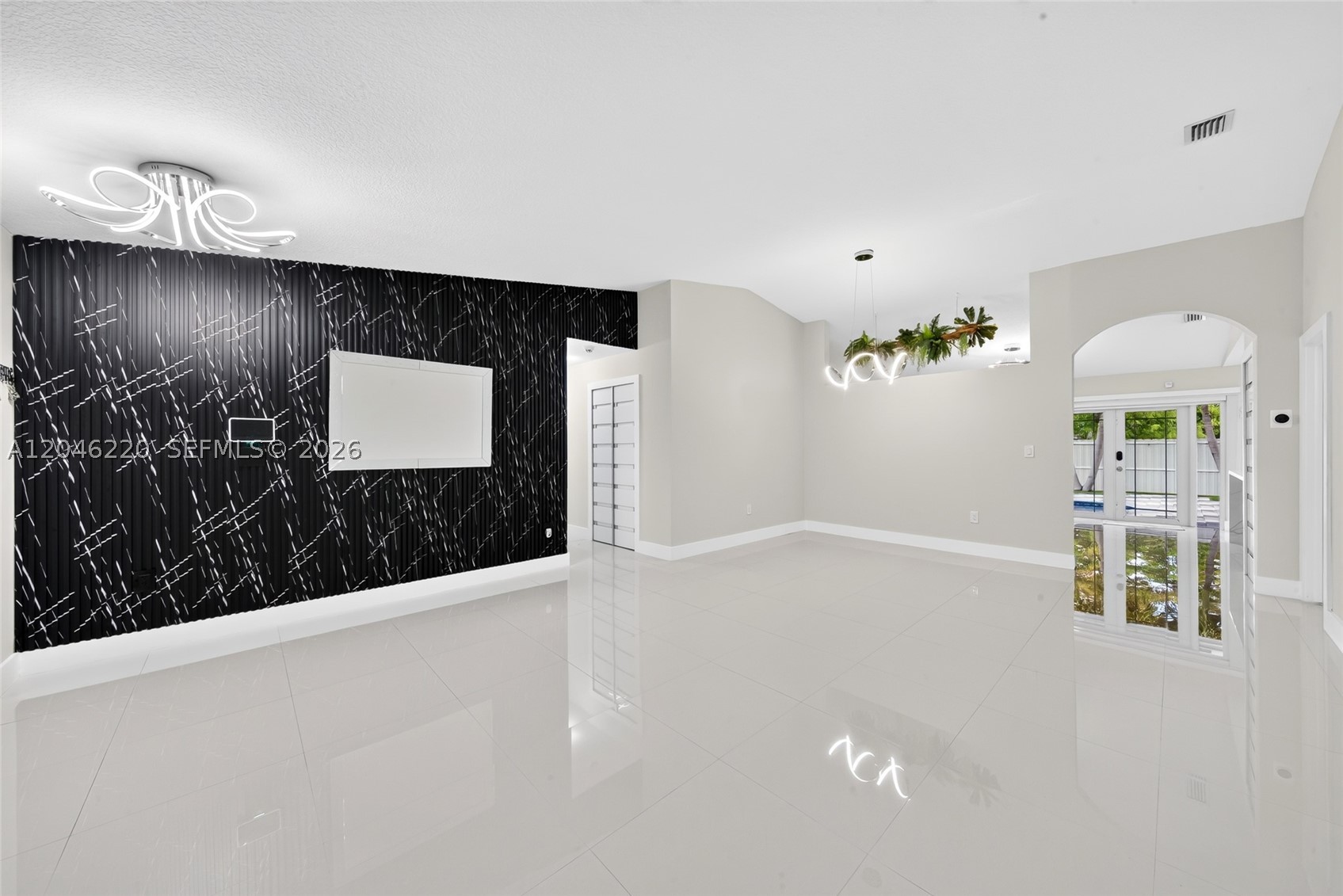 MAJESTIC HOMES - Residential