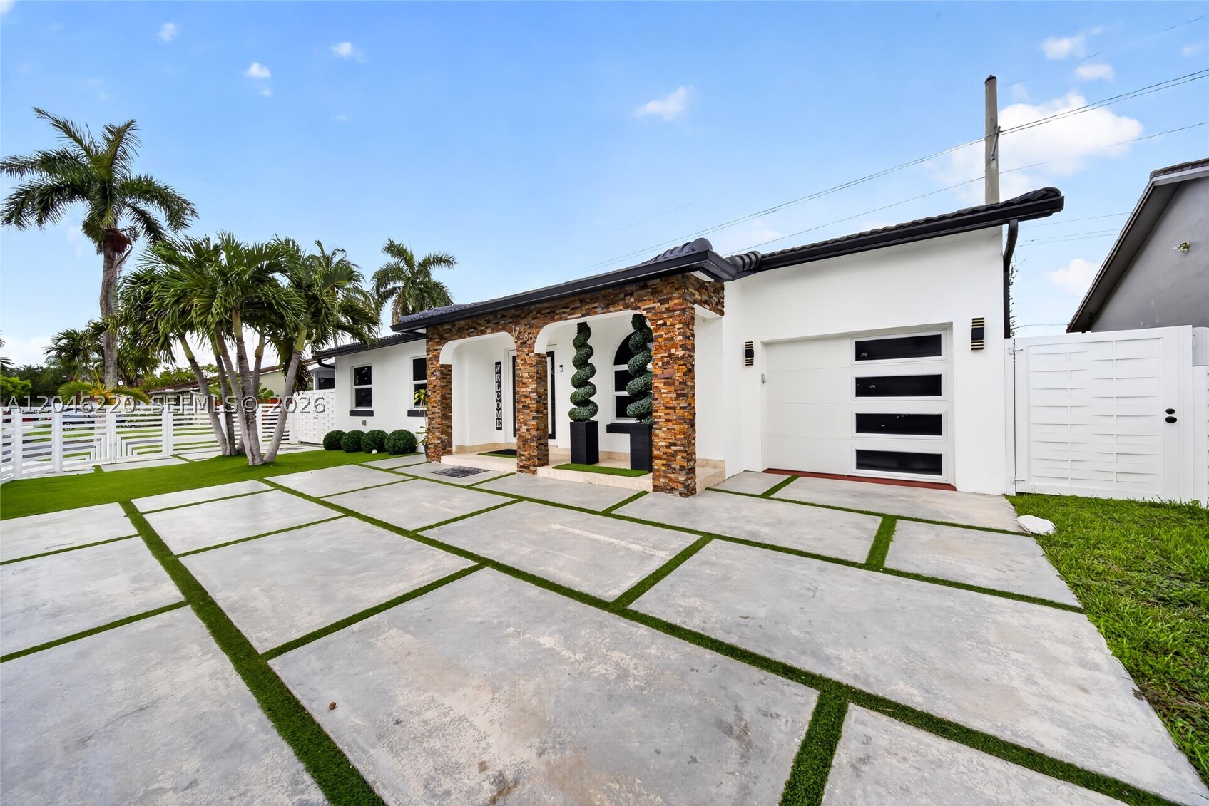 MAJESTIC HOMES - Residential