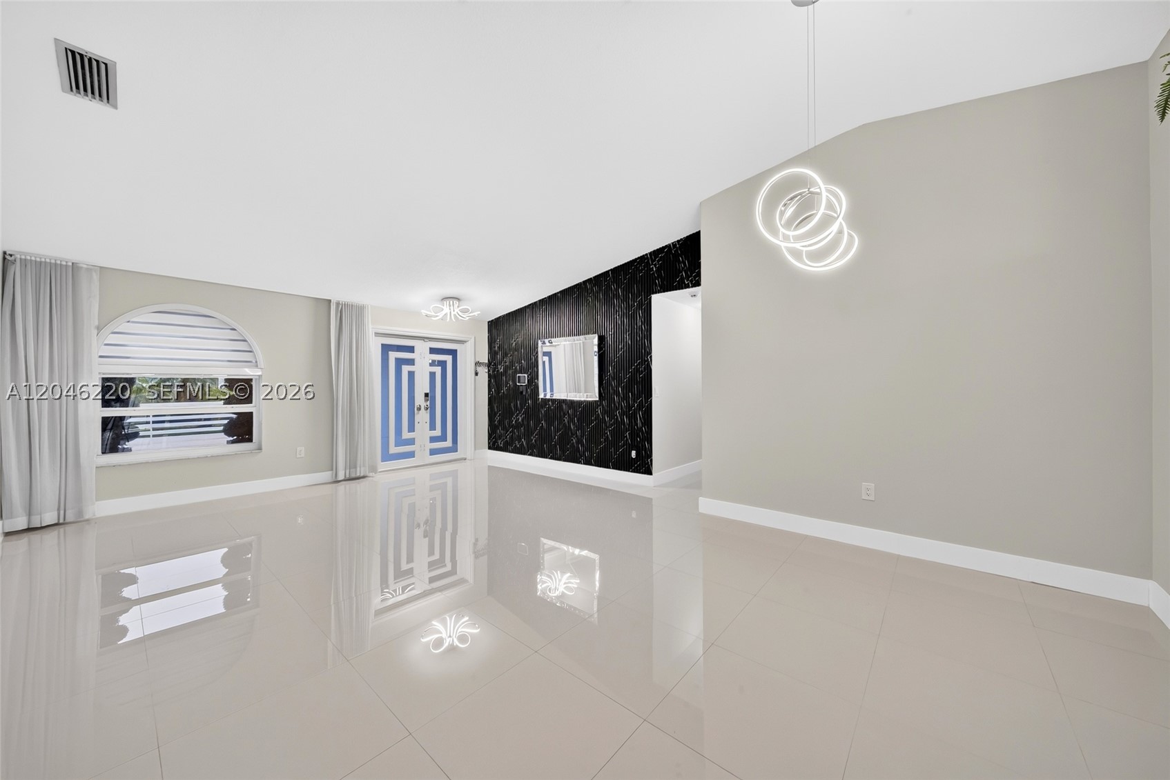 MAJESTIC HOMES - Residential