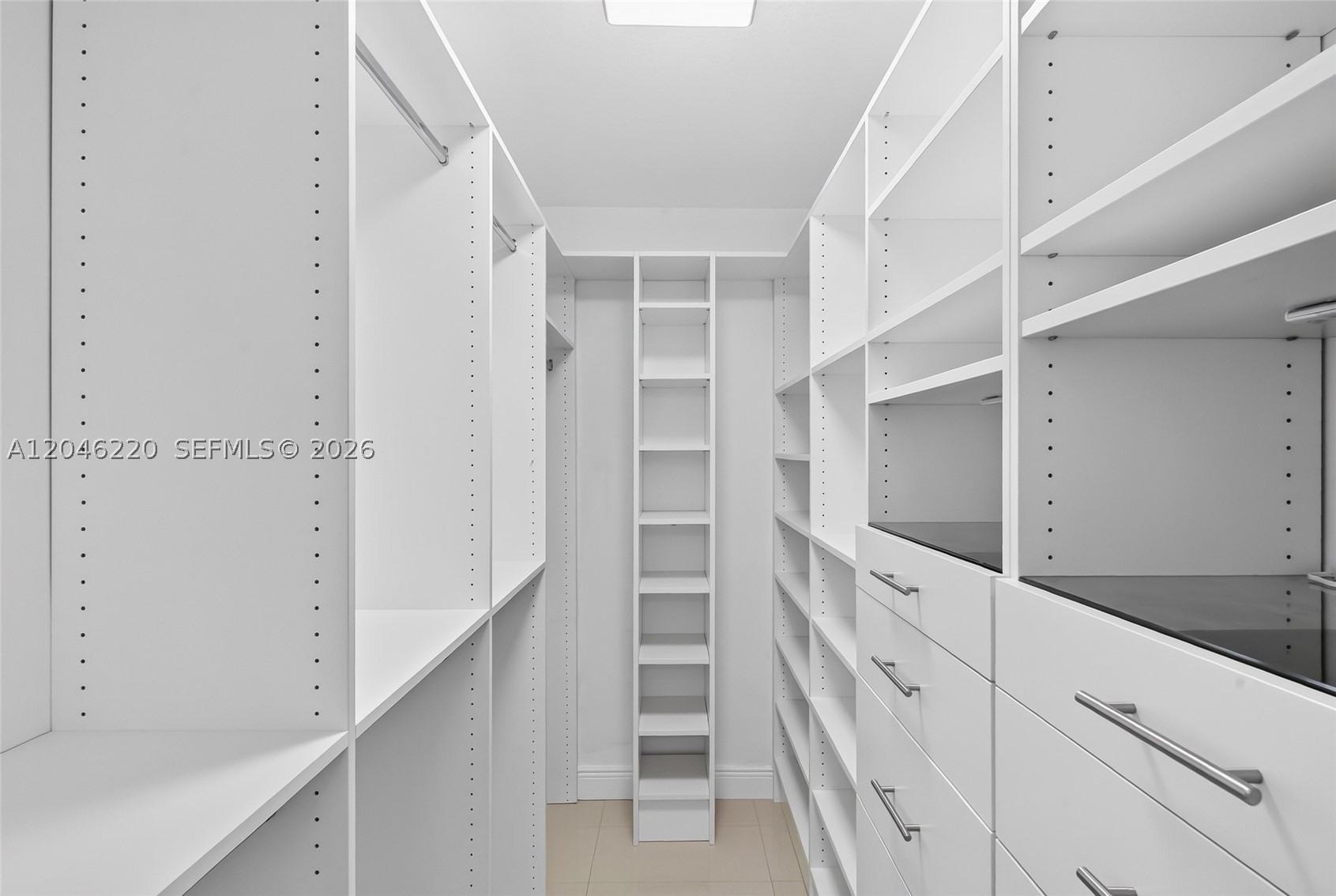 MAJESTIC HOMES - Residential