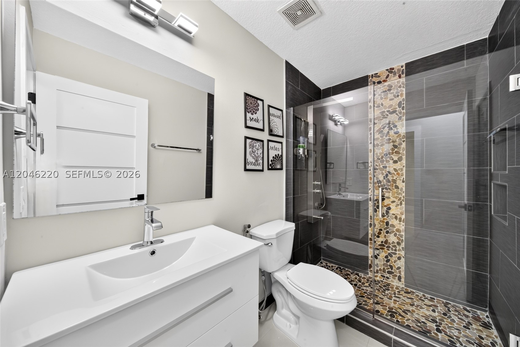 MAJESTIC HOMES - Residential