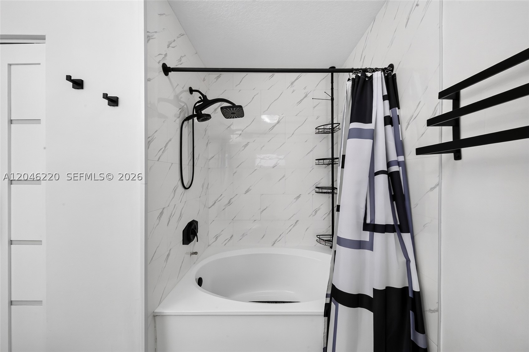 MAJESTIC HOMES - Residential