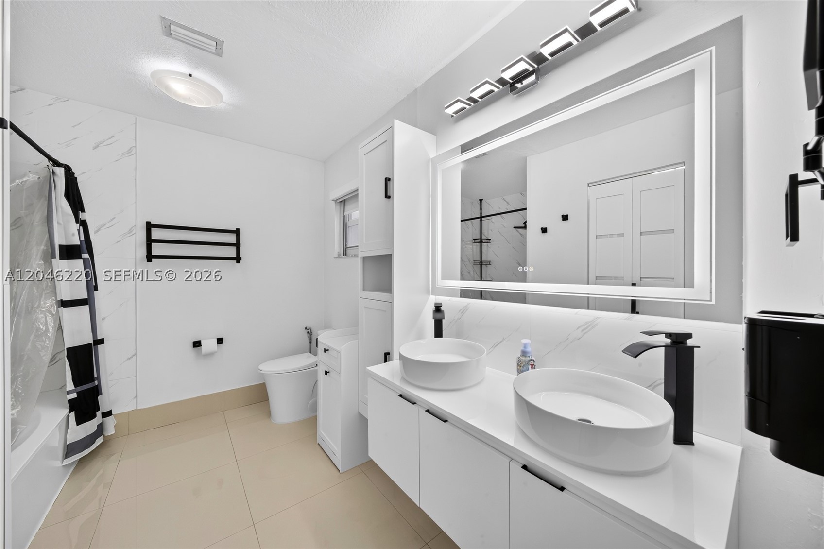 MAJESTIC HOMES - Residential