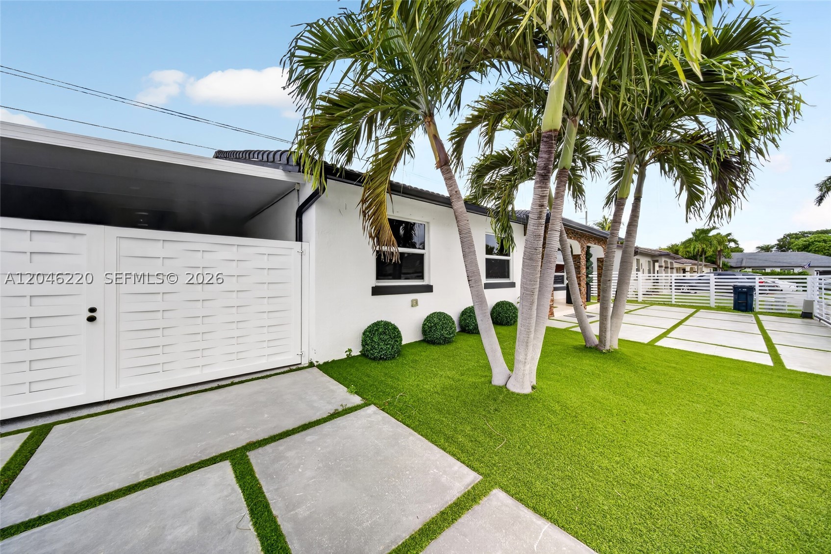 MAJESTIC HOMES - Residential