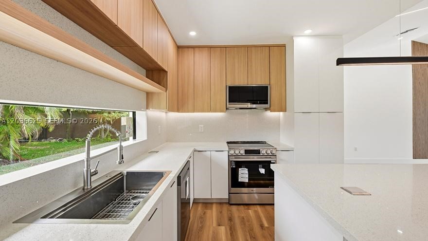 LUCKY STAR ESTATES - Residential