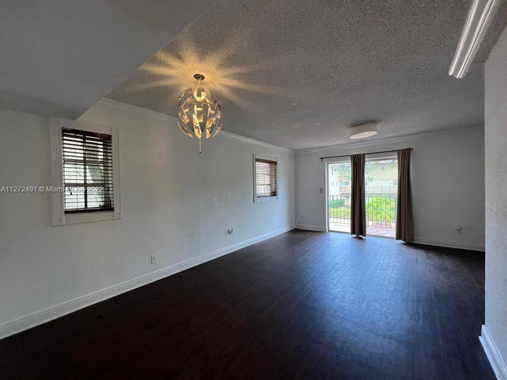 COURTYARDS AT KENDALL CON - Residential Lease