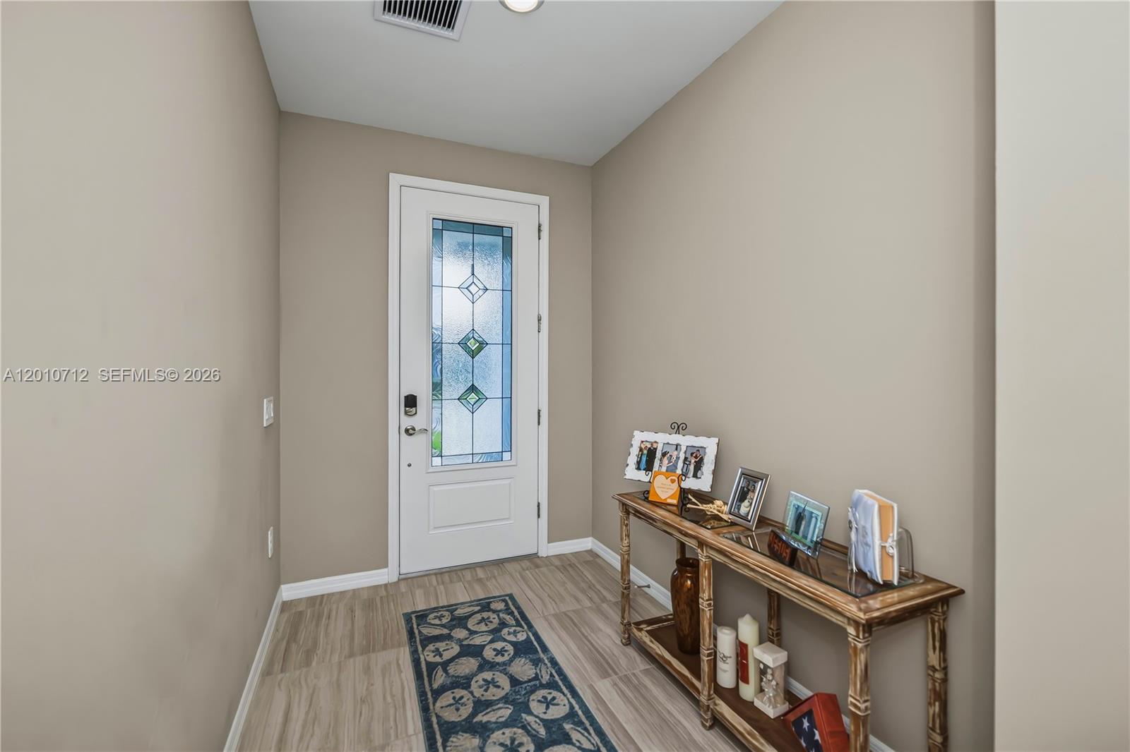 Hampton Lakes - Residential