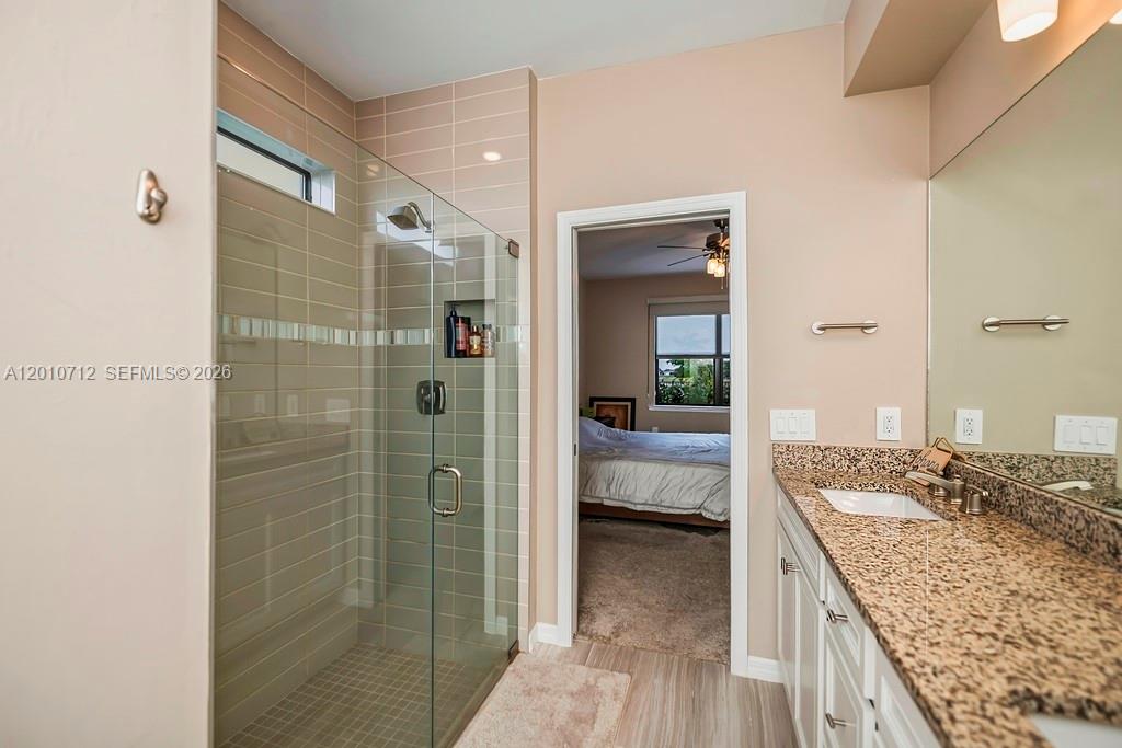 Hampton Lakes - Residential