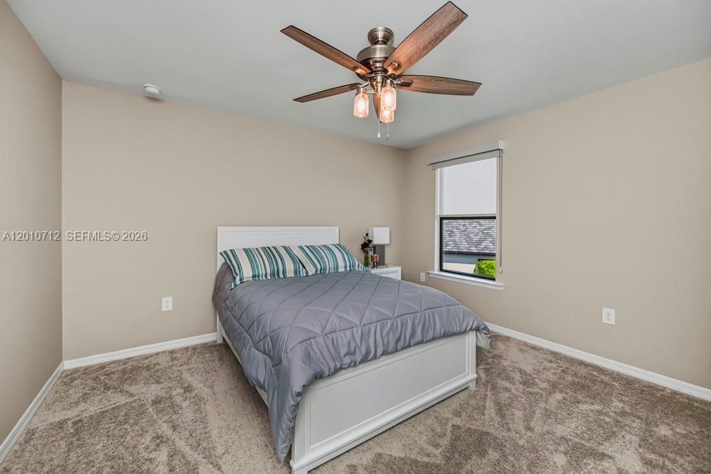 Hampton Lakes - Residential
