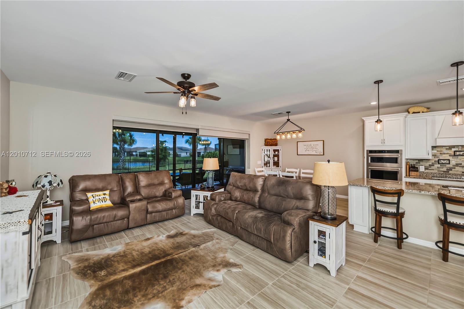 Hampton Lakes - Residential