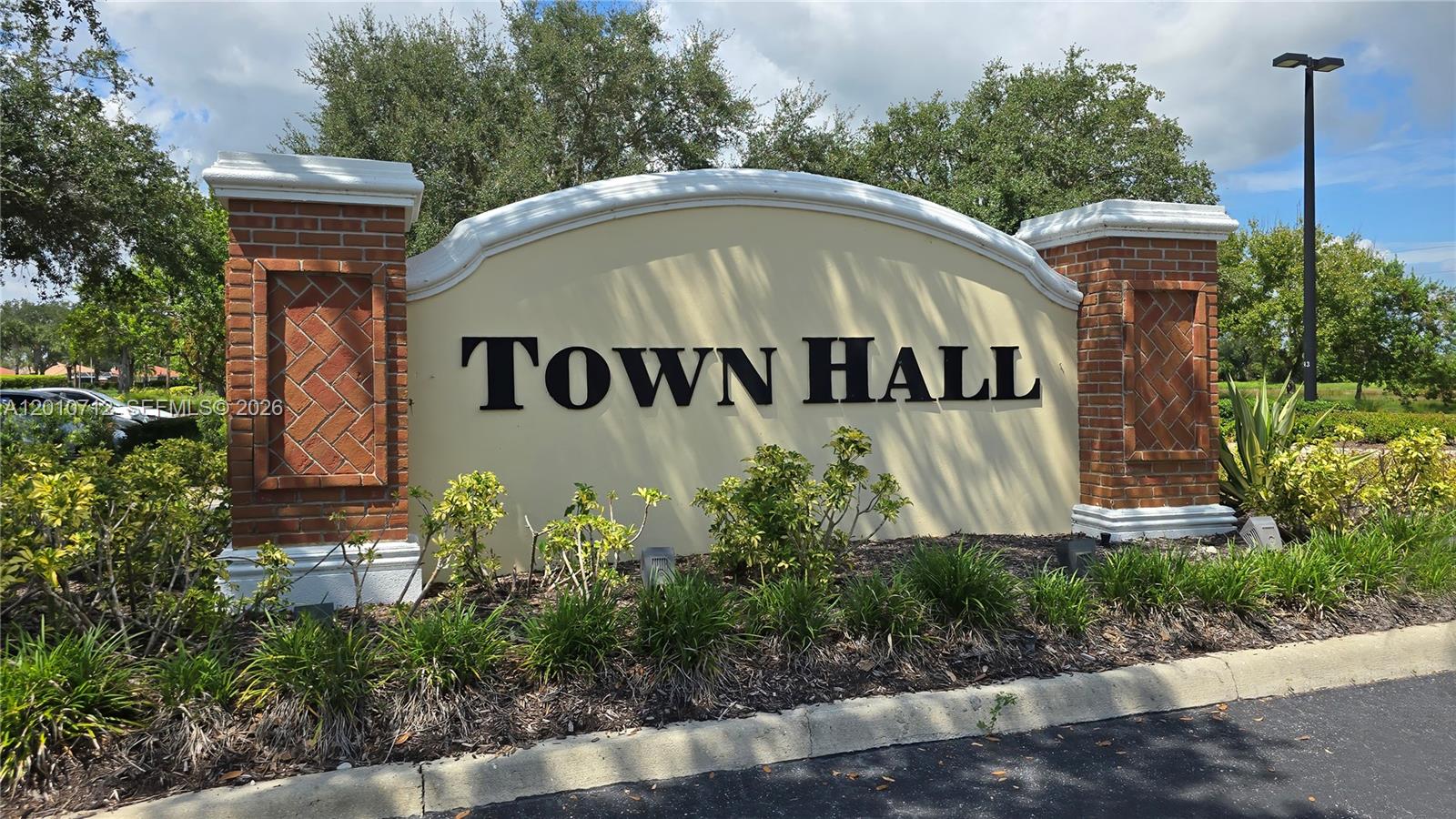 Hampton Lakes - Residential