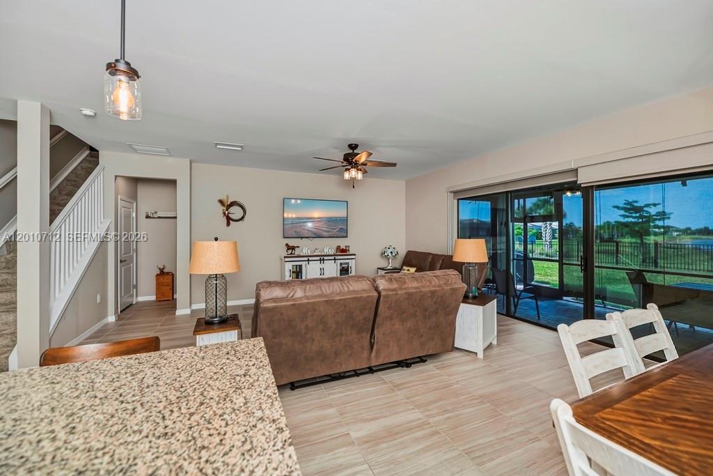 Hampton Lakes - Residential
