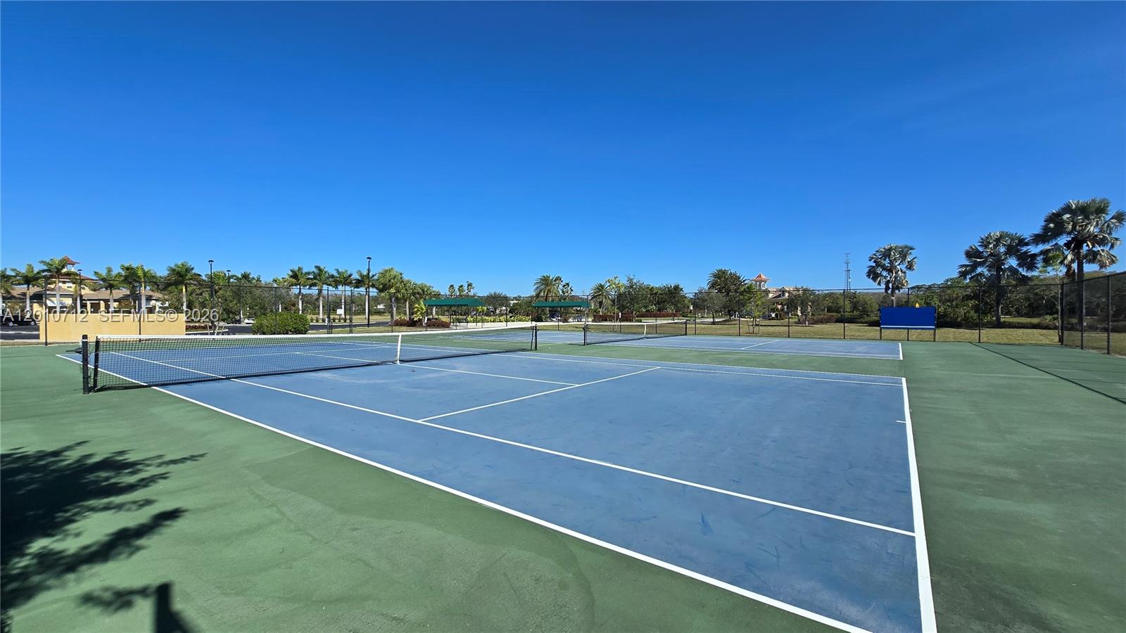 Hampton Lakes - Residential