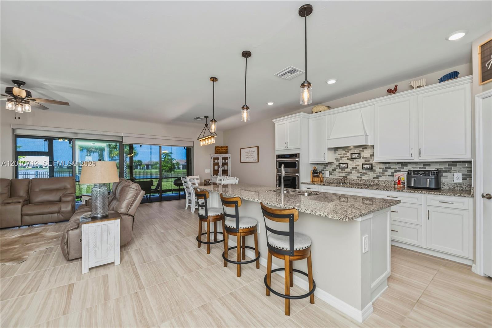 Hampton Lakes - Residential