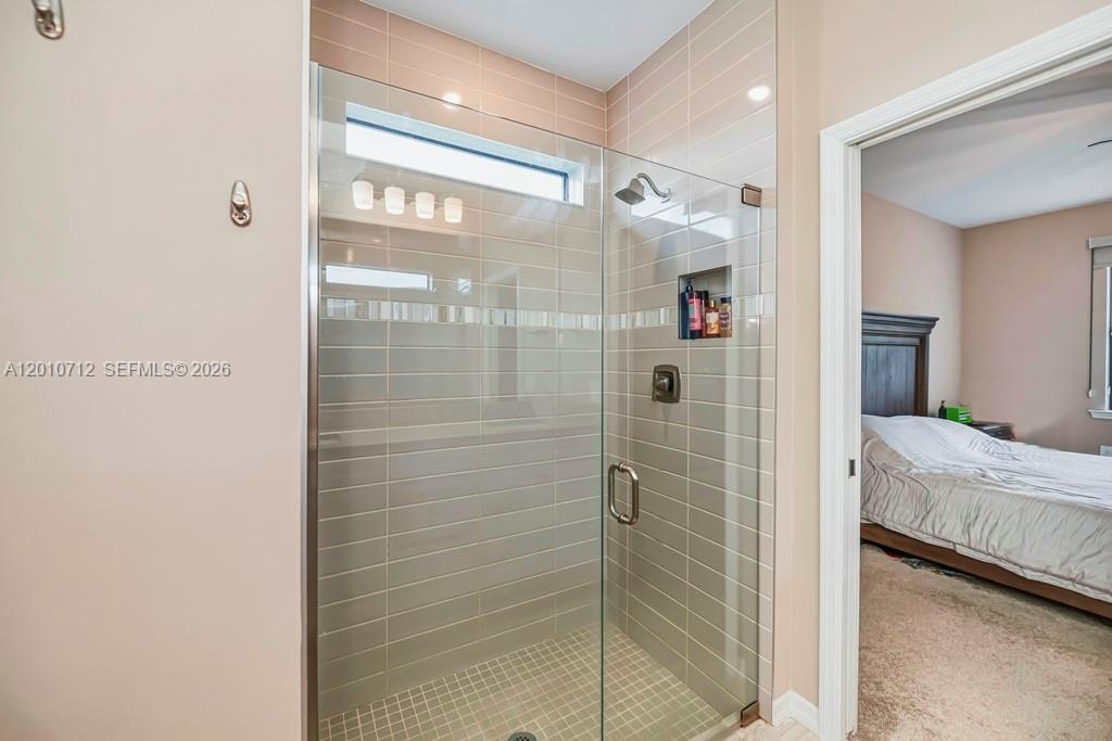 Hampton Lakes - Residential