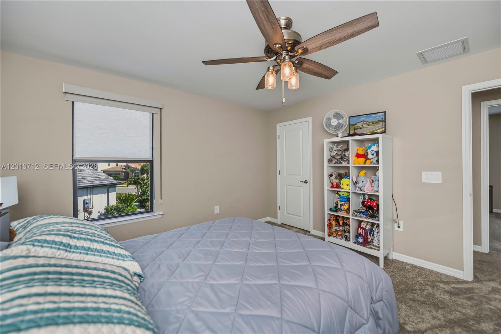 Hampton Lakes - Residential