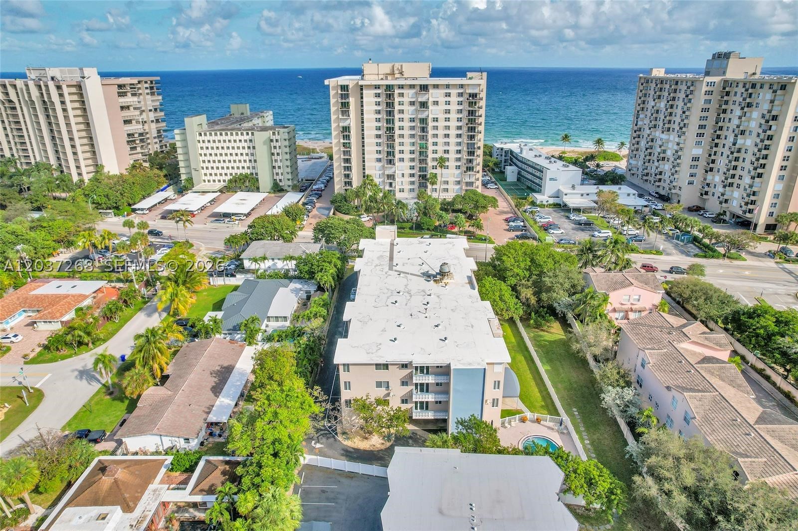 ROCAILLE CONDO APTS - Residential Lease