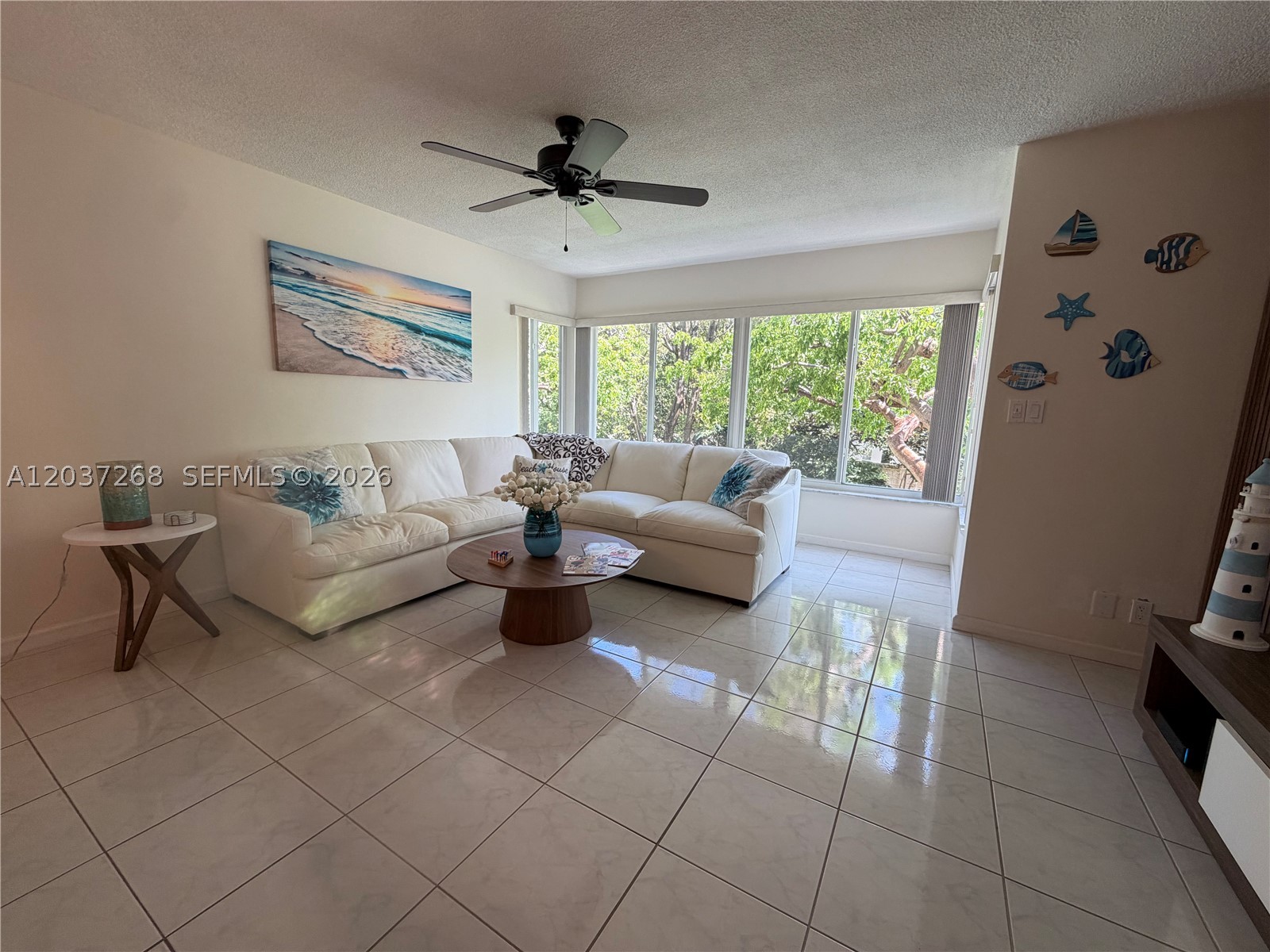 ROCAILLE CONDO APTS - Residential Lease