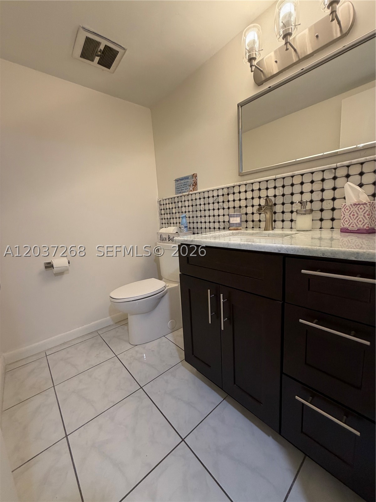 ROCAILLE CONDO APTS - Residential Lease