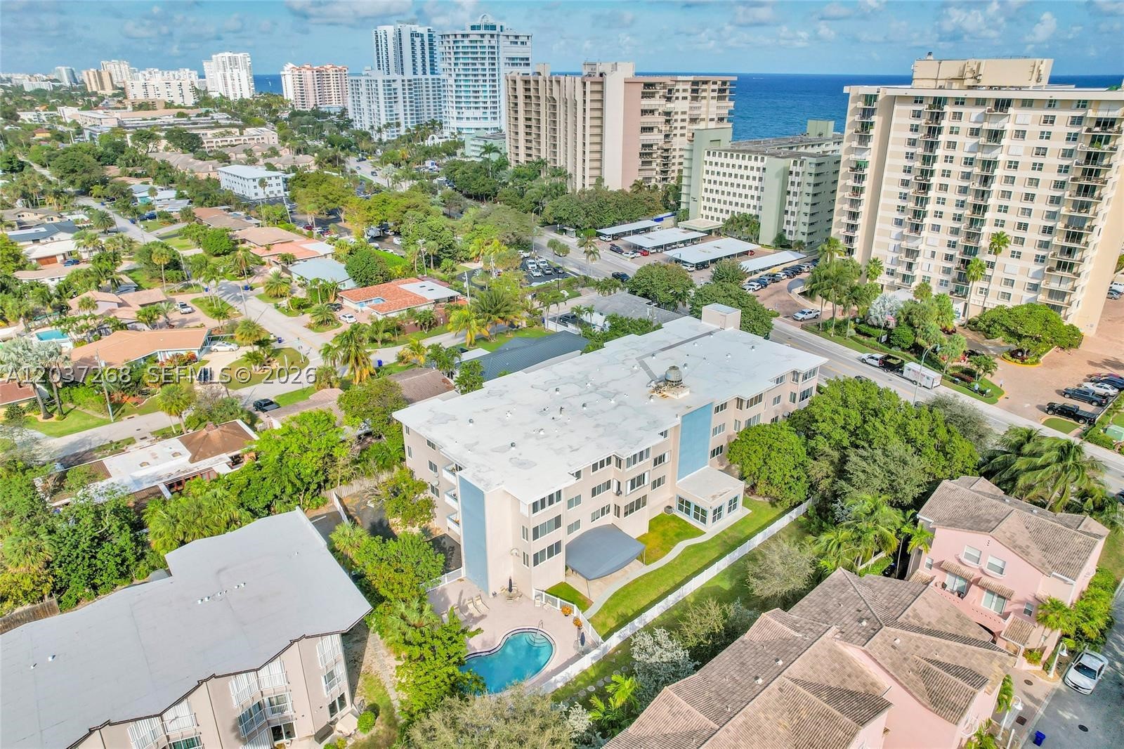 ROCAILLE CONDO APTS - Residential Lease