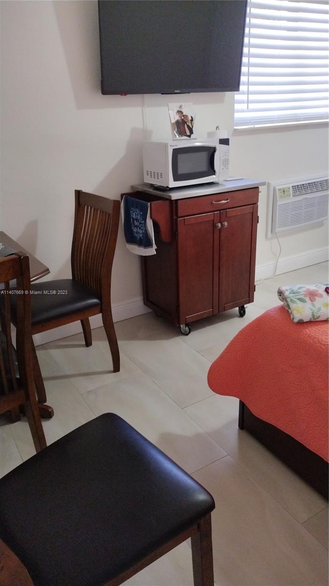 TORREMOLINOS SUB - Residential Lease