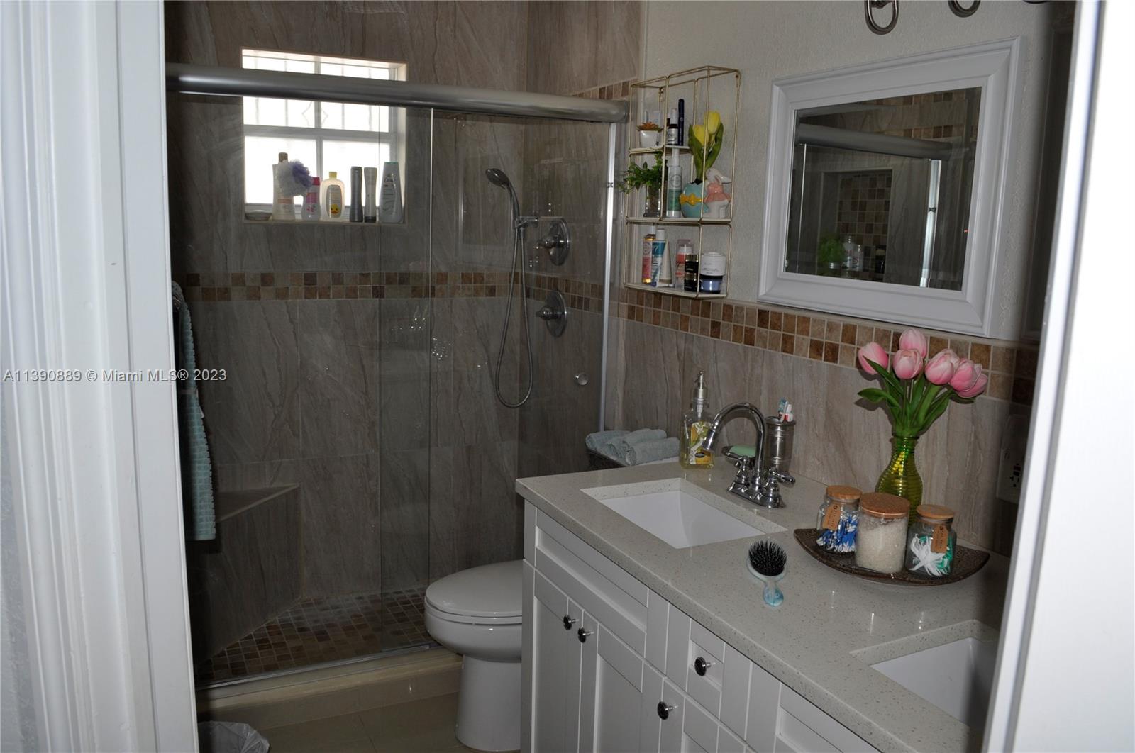 SALMA LAKE PH 1 - Residential