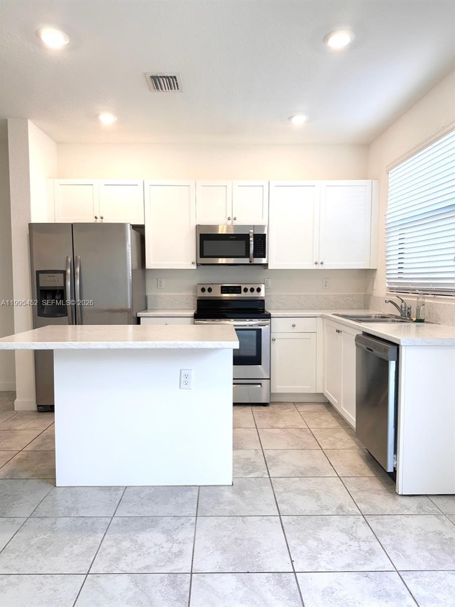 COCO PALM VILLAS - Residential