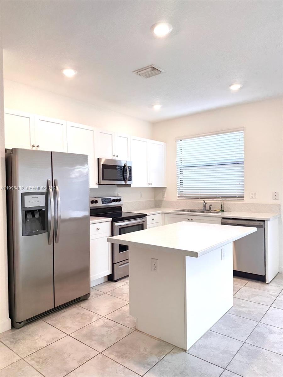 COCO PALM VILLAS - Residential