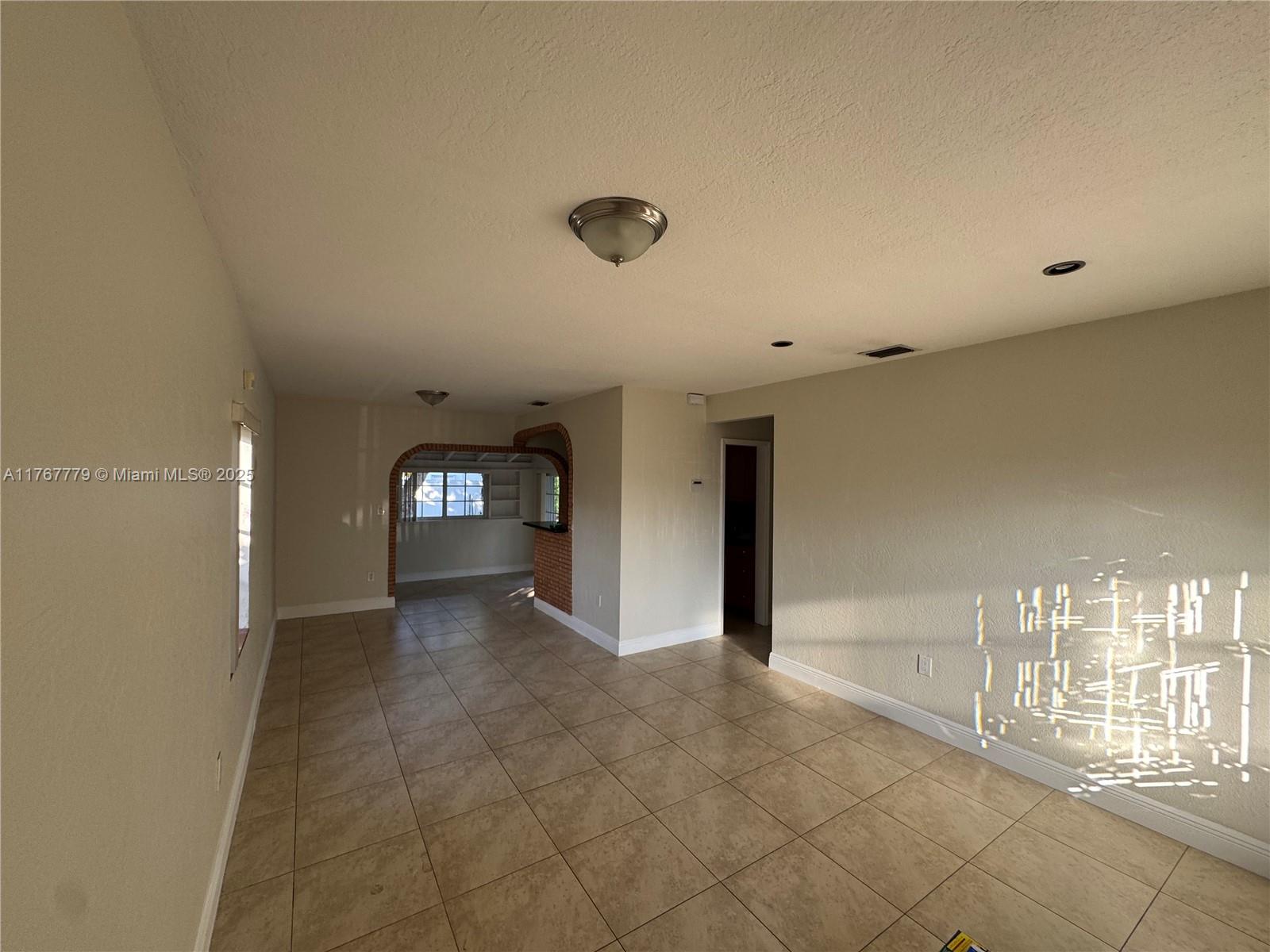 CENTRAL MIAMI PART 6 - Residential Lease