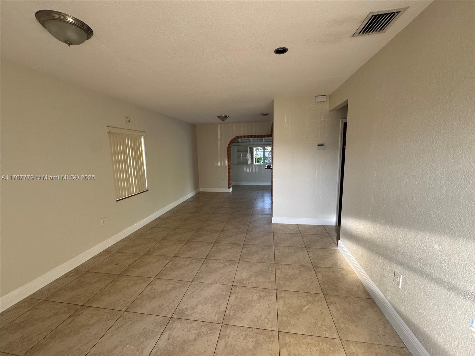 CENTRAL MIAMI PART 6 - Residential Lease