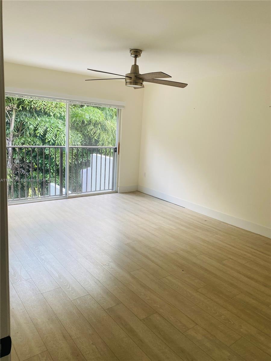 TOWNHOMES OF DORAL PLACE - Residential Lease