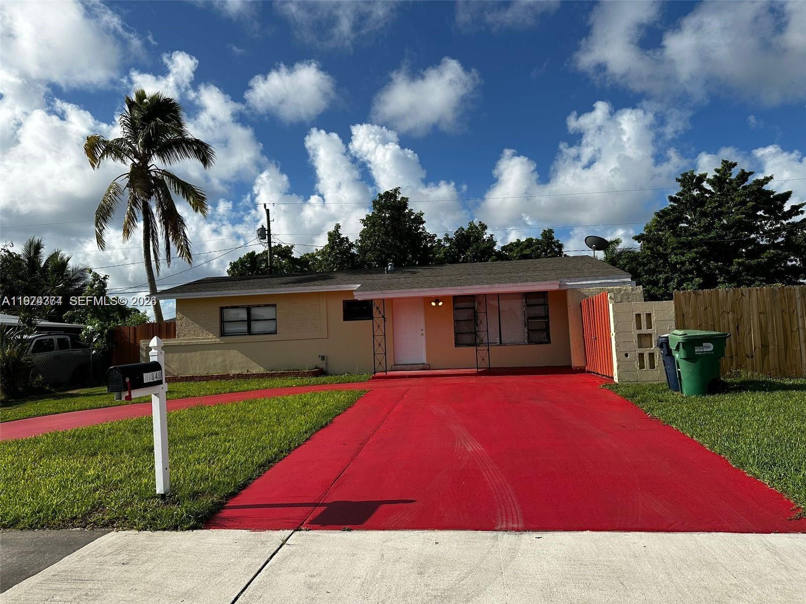 SO MIAMI HEIGHTS MANOR - Residential Lease