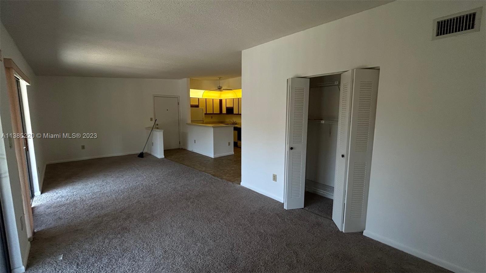 CLAIRMONT CONDOMINIUM N - Residential Lease