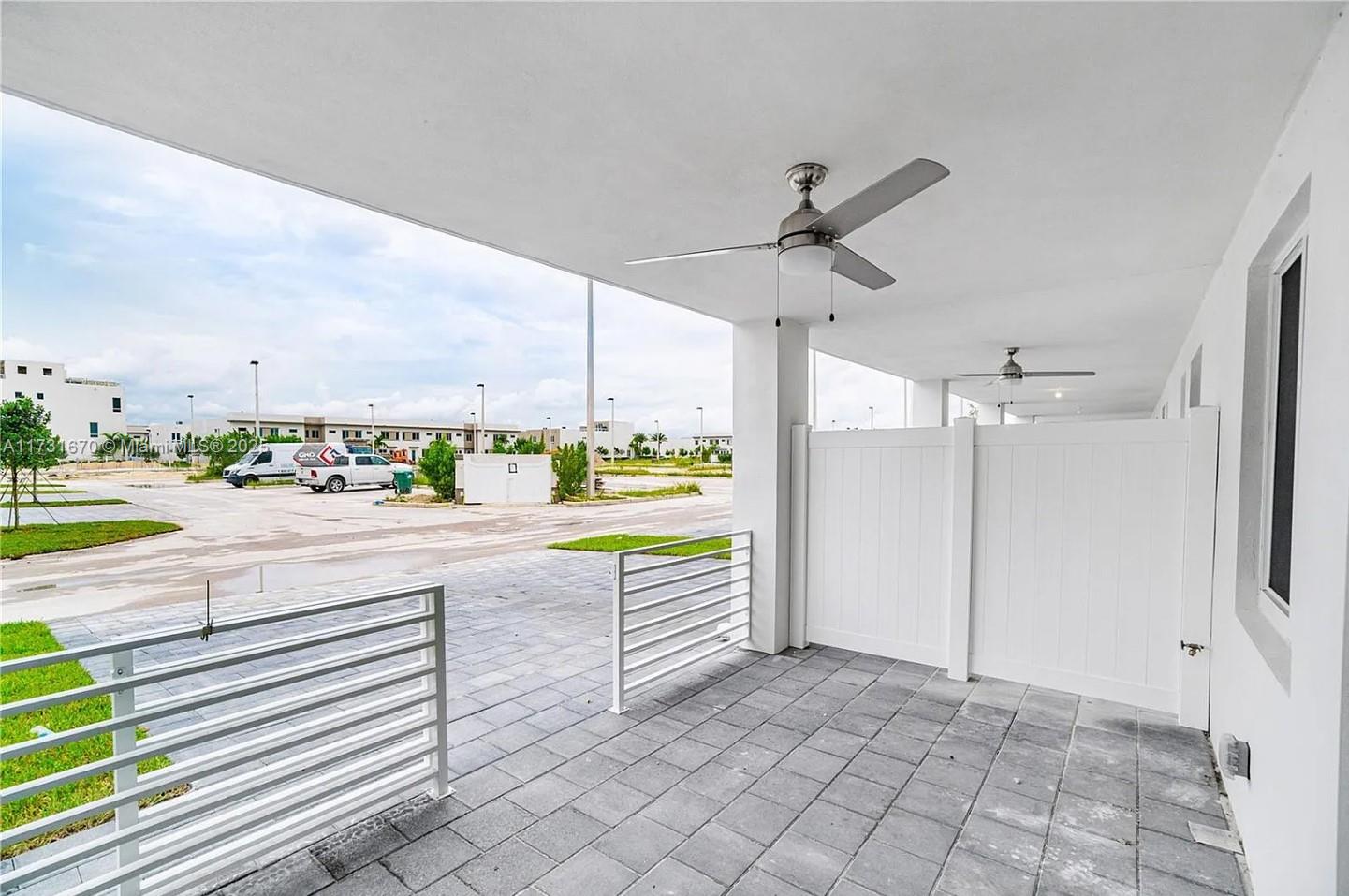 LANDMARK AT DORAL CONDO N - Residential Lease