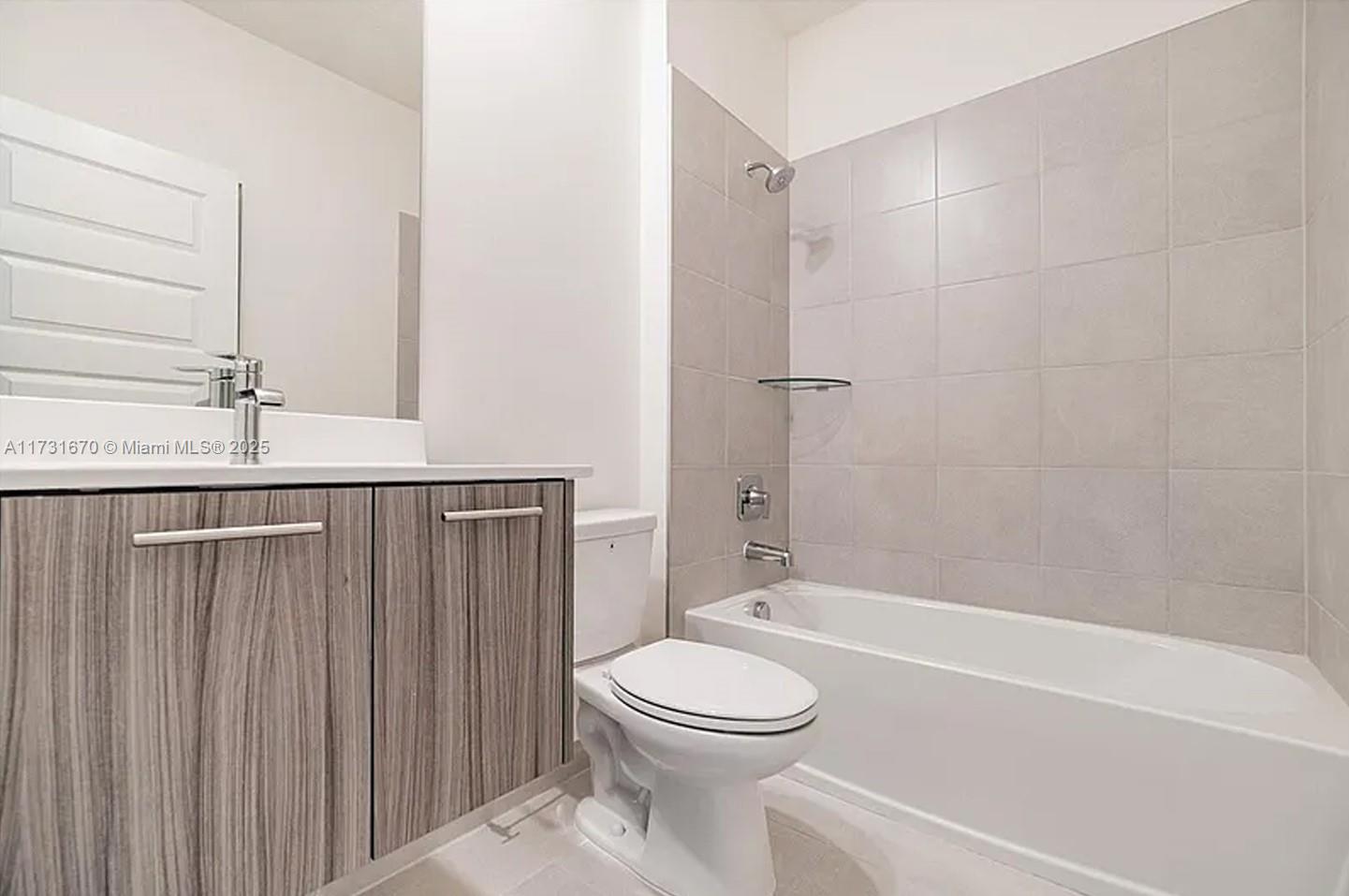 LANDMARK AT DORAL CONDO N - Residential Lease