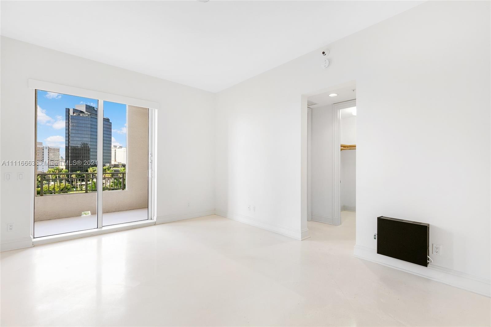 ONE WATERMARK PLACE OF TH - Residential