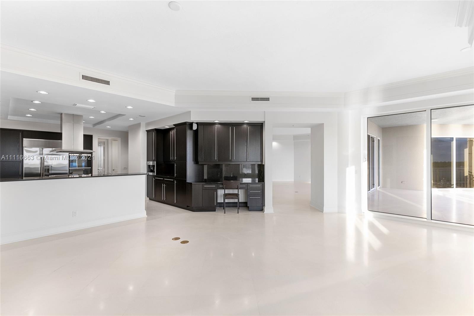 ONE WATERMARK PLACE OF TH - Residential