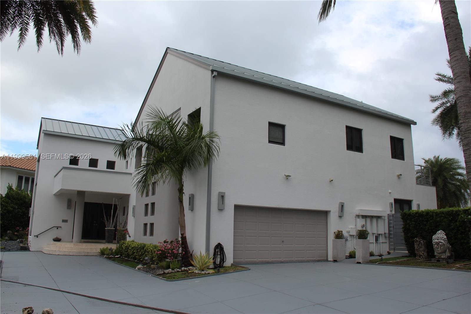 CORAL ISLES - Residential