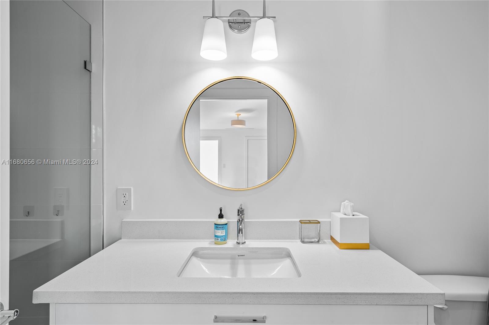 Casa Bianca - Residential Lease