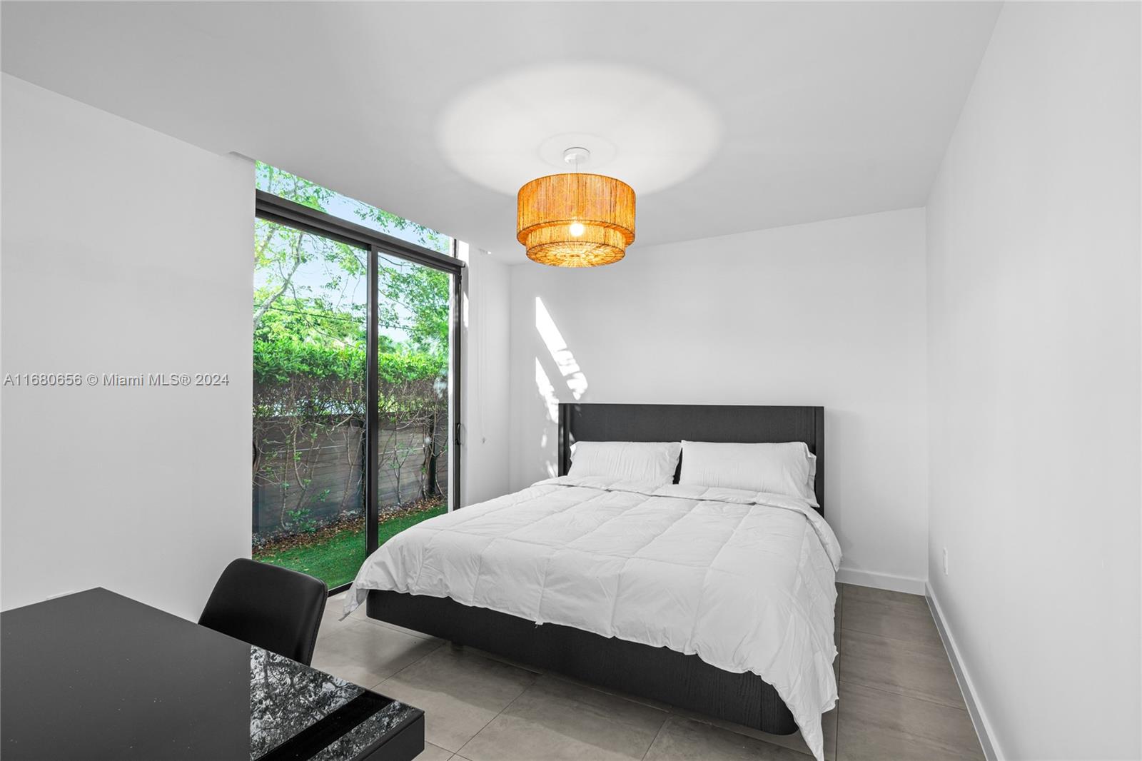 Casa Bianca - Residential Lease