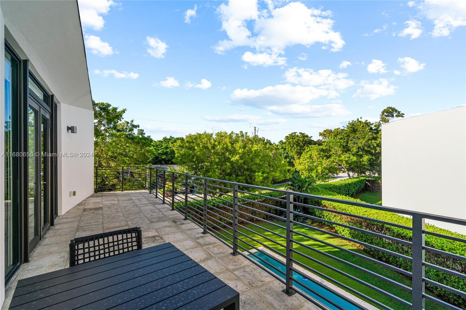 Casa Bianca - Residential Lease