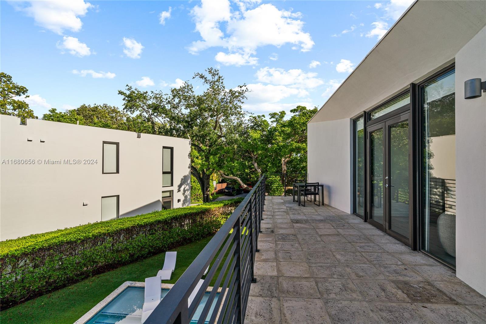 Casa Bianca - Residential Lease