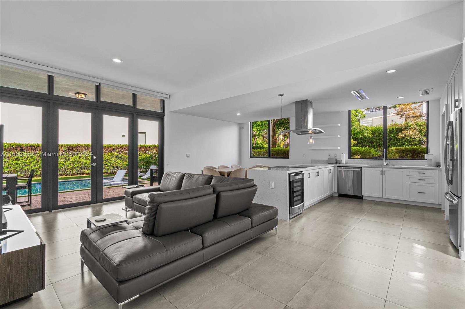 Casa Bianca - Residential Lease