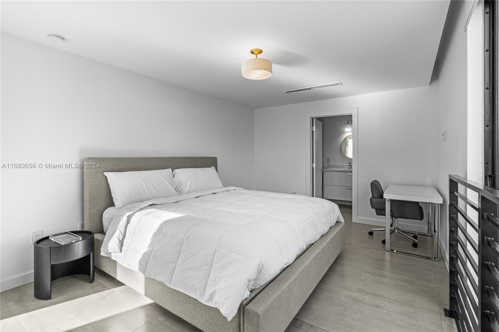 Casa Bianca - Residential Lease